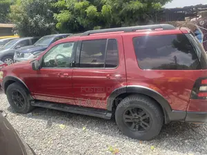 Ford Explorer Sport Trac 2009 Red