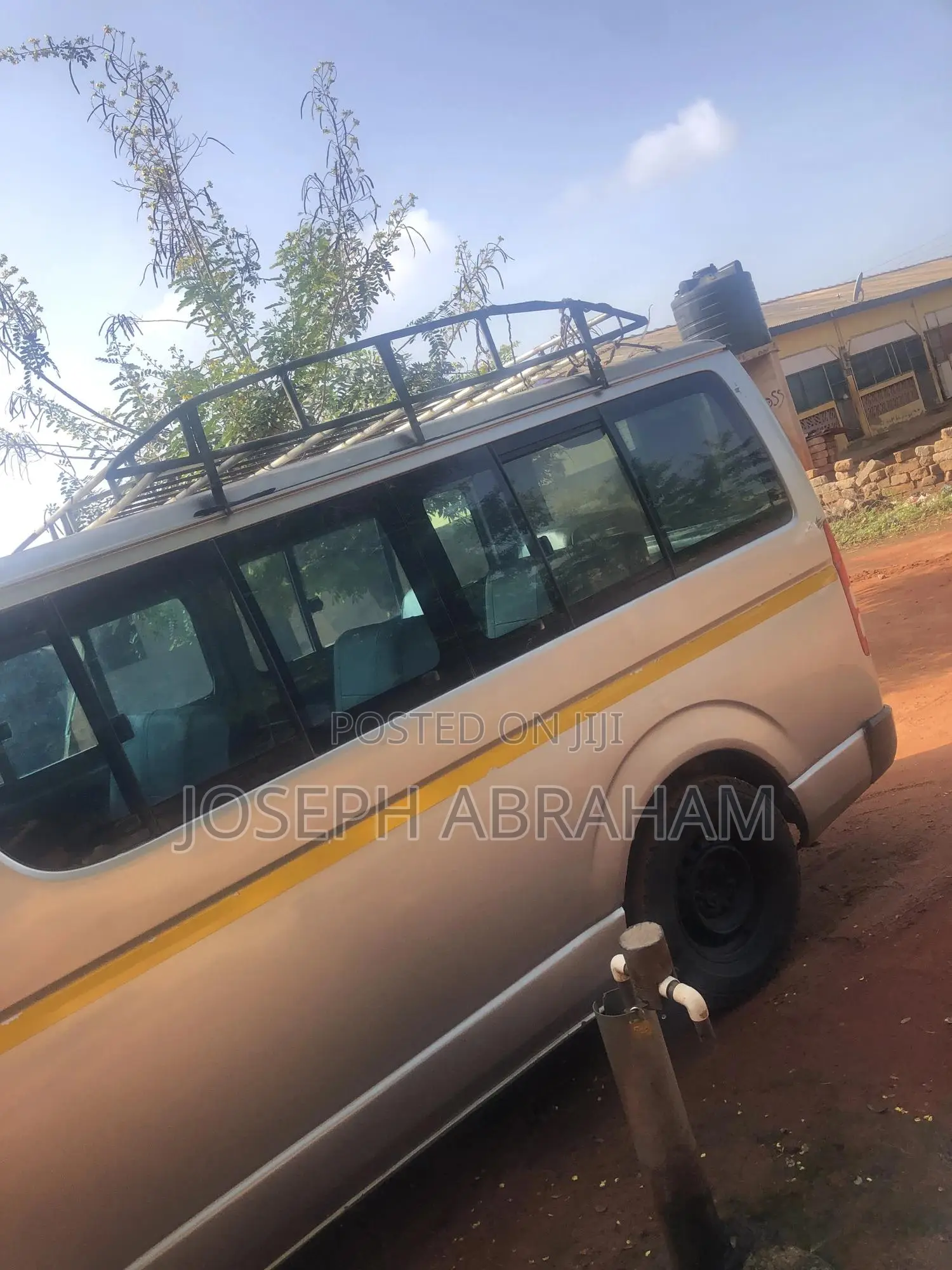Toyota HiAce 2006 Silver