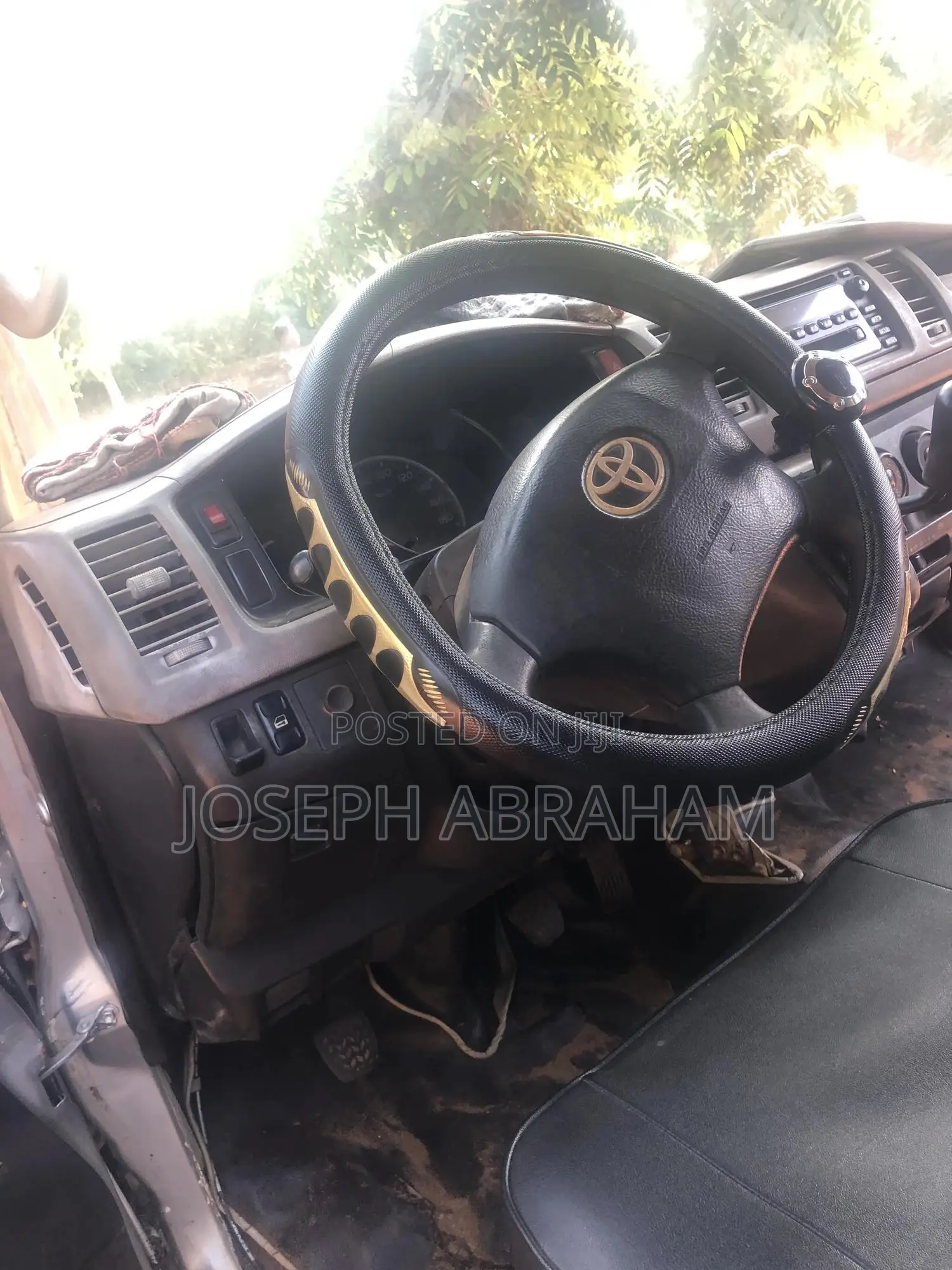 Toyota HiAce 2006 Silver