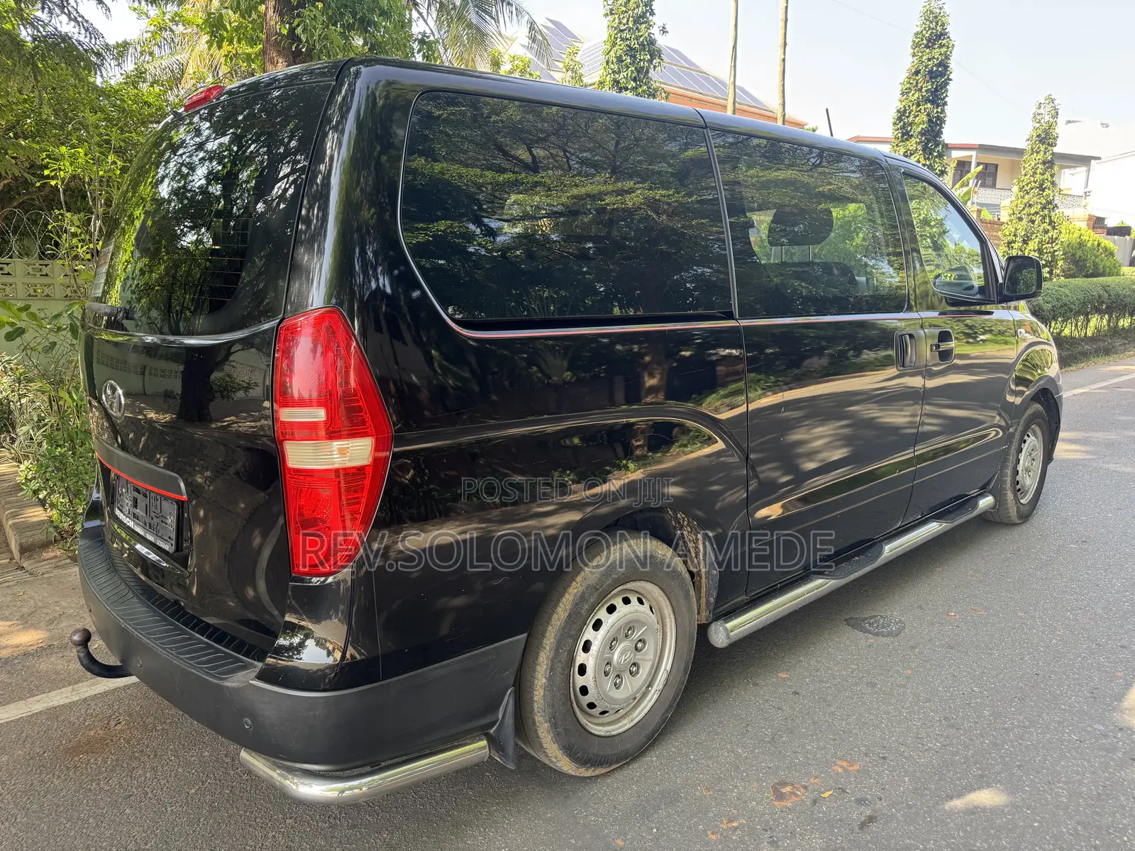 Hyundai H1 2.4 GLS 2011 Black