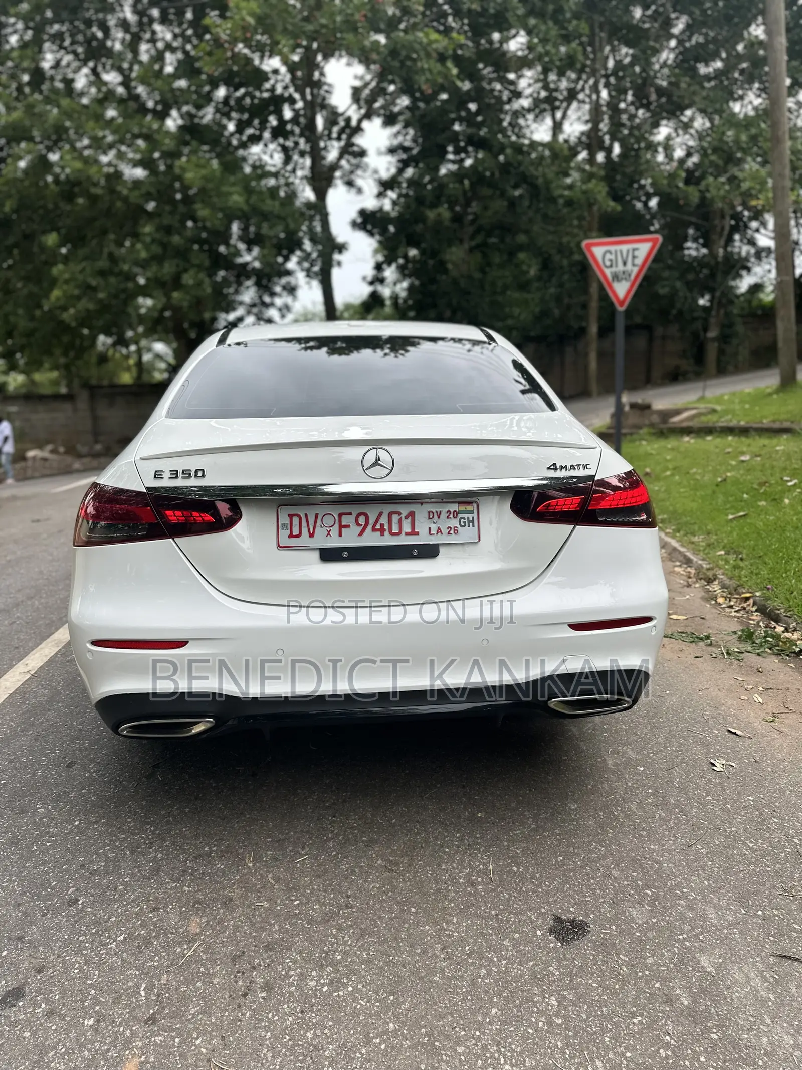 Mercedes-Benz E350 2021 White