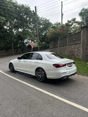 Mercedes-Benz E350 2021 White