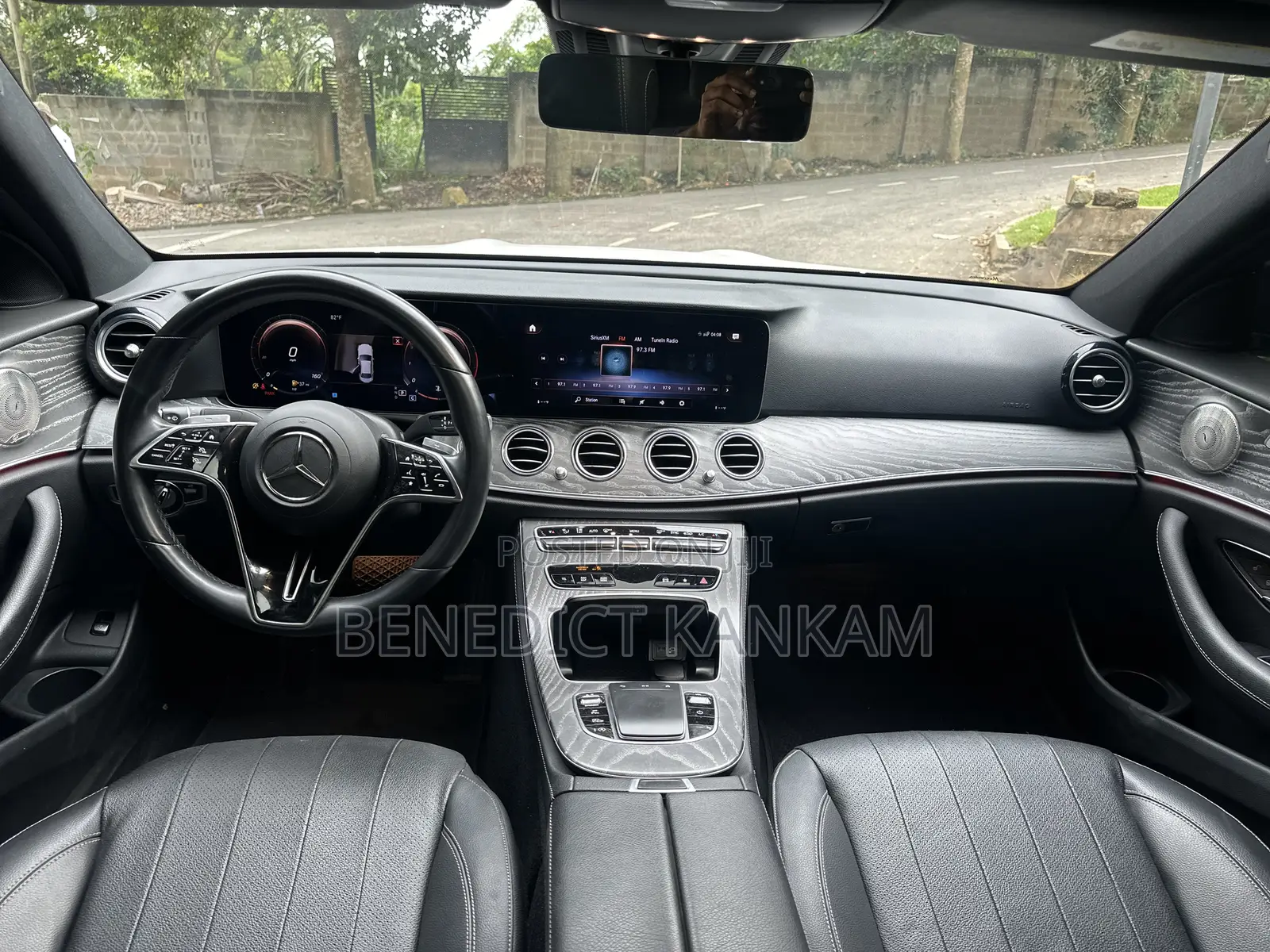 Mercedes-Benz E350 2021 White