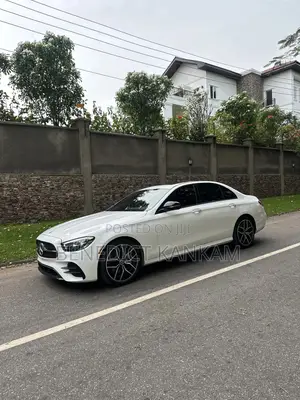Mercedes-Benz E350 2021 White