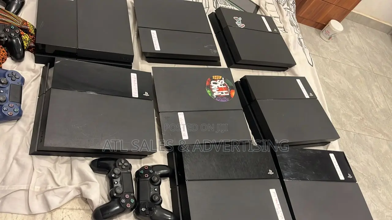 Ps4 Standard With 1 Controller No Games