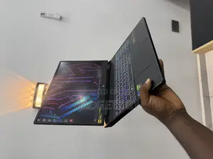 Laptop Acer Predator Helios Neo 16 16GB Intel Core i7 SSD 1T