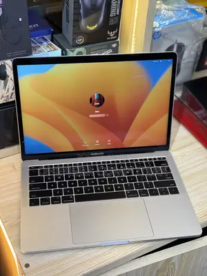 Laptop Apple MacBook Pro 2017 8GB Intel Core i5 SSD 128GB