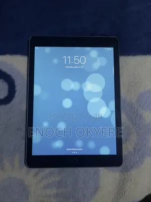 Apple iPad mini 2 16 GB Silver
