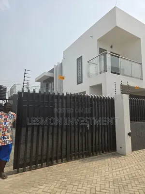 4bdrm Duplex in Lesmon Investments, Tseaddo for rent