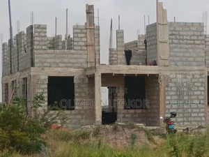 6bdrm Apartment in Prampram for sale