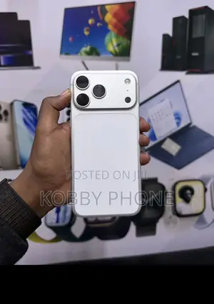 Apple iPhone 17 Pro Max 256 GB Silver