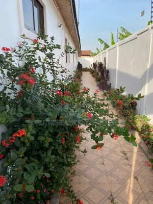 3bdrm House in Ofankor for rent