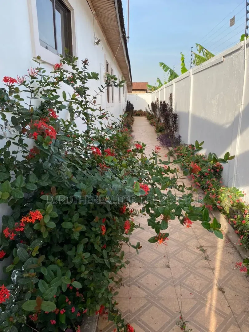 3bdrm House in Ofankor for rent