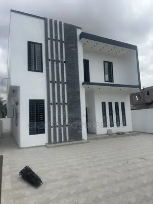 4bdrm House in Green, East Legon for sale