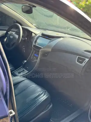 Hyundai Elantra Limited Sedan FWD (1.8L 4cyl 6A) 2013 Blue