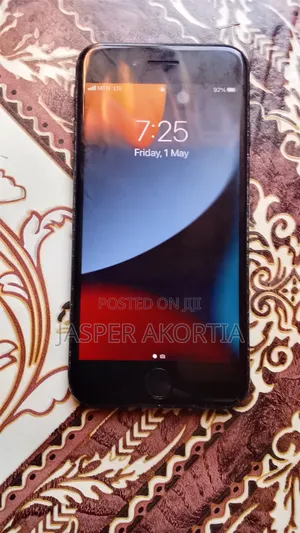 Apple iPhone 7 32 GB Black