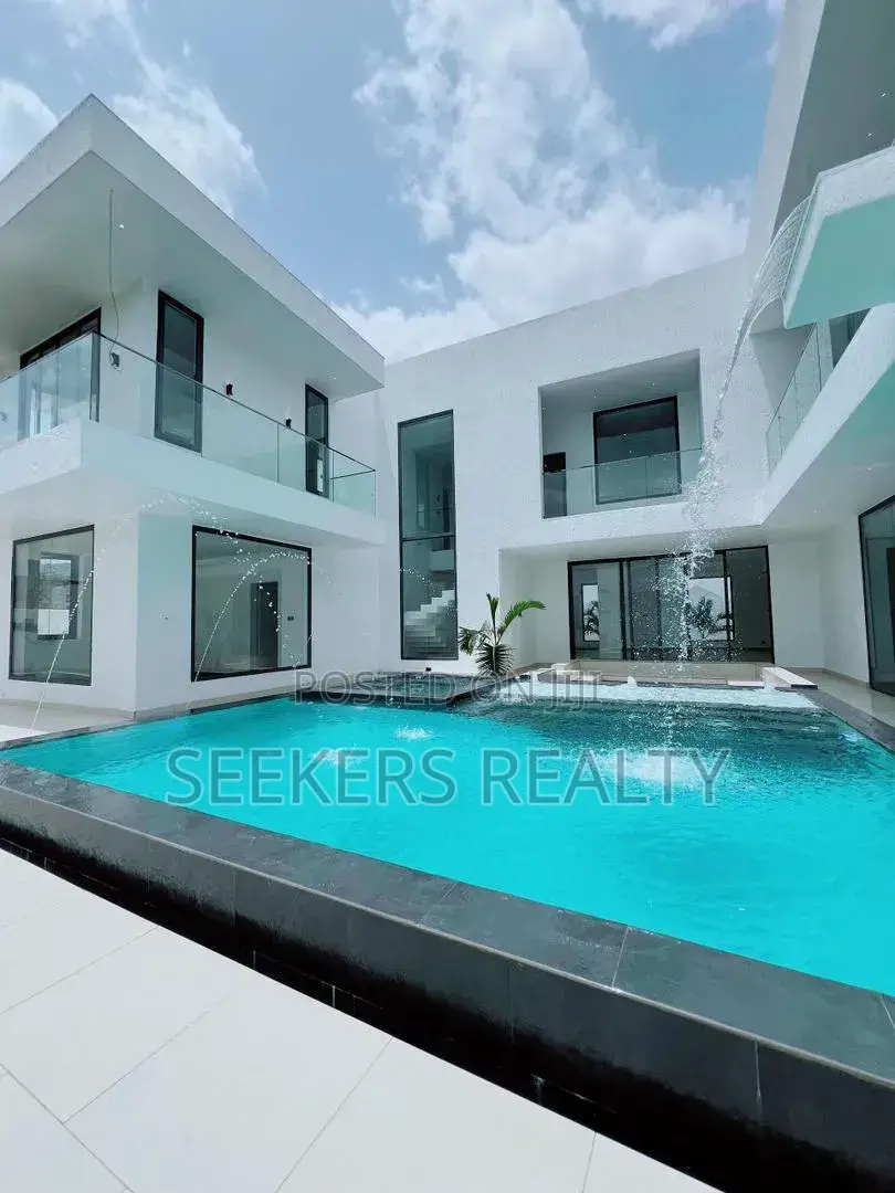 5bdrm House in Seekers Realty, Ghana Flag for sale