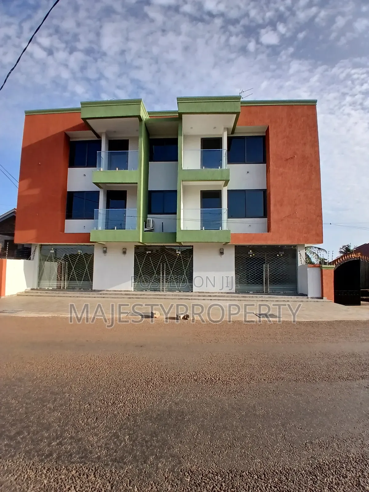 2bdrm Apartment in Costa, Baatsona Total for rent