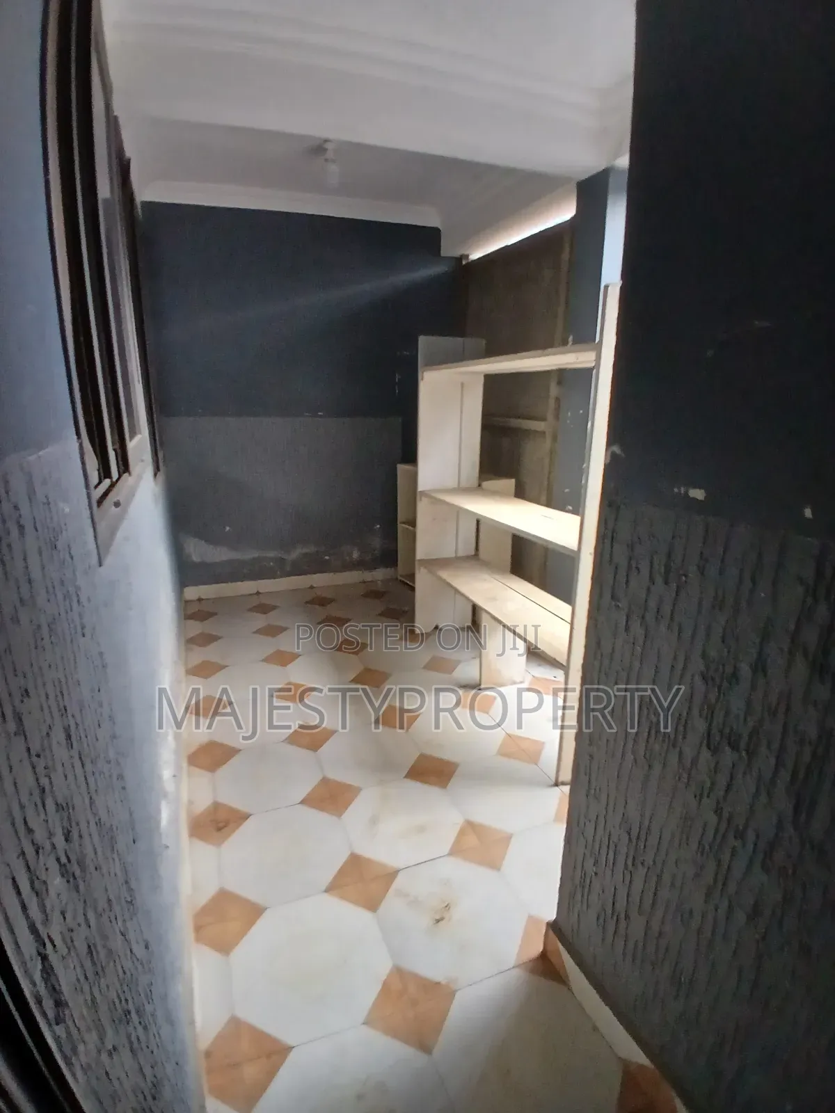 3bdrm House in Community 18 Lashibi, Baatsona Total for rent