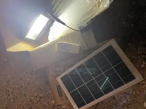Solar Panels With 200w Light