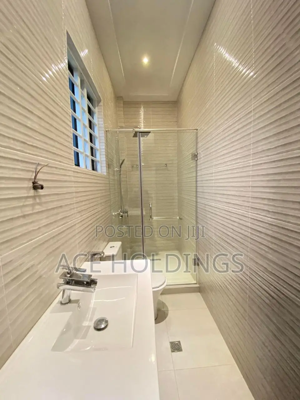 4bdrm House in Ogbojo, East Legon for sale