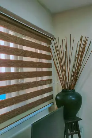 Wooden Brown Window Blinds