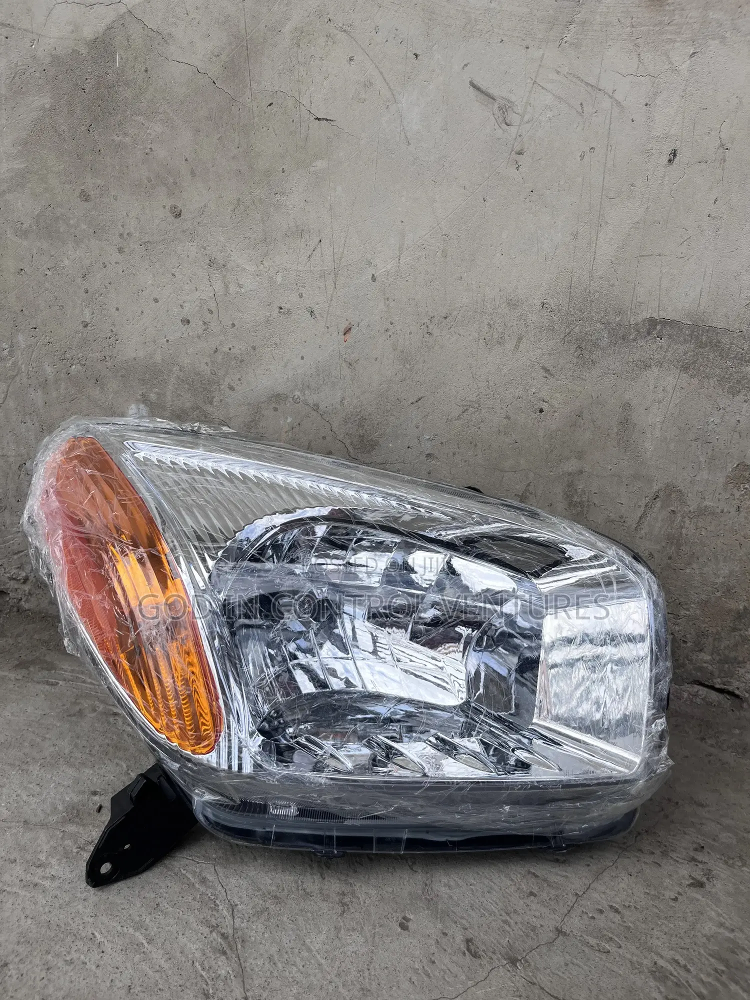 Rav4 2002/2003 Headlight Pair