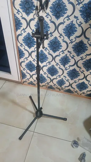 3 Legs Microphoene Stand