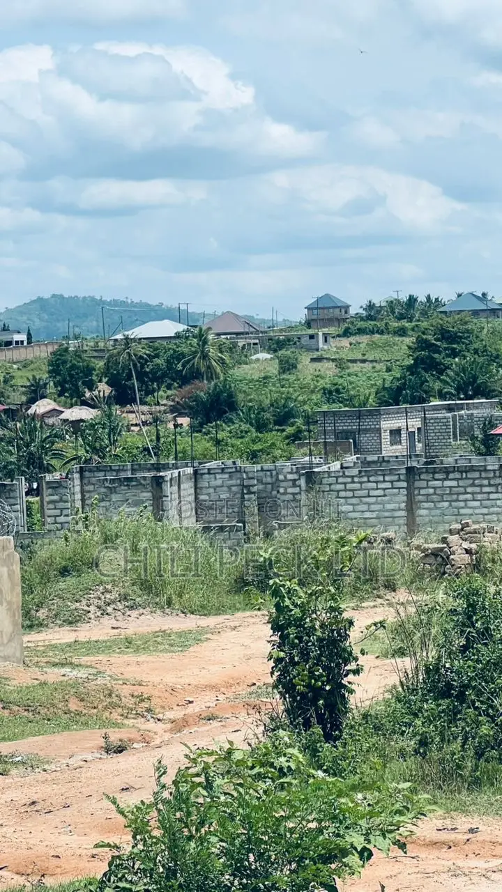 Titled Plot With Uncompleted 3-storey Modern 5-bedroom House