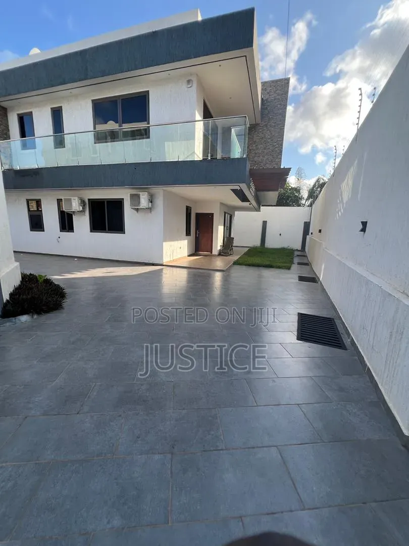 4bdrm House in East Airport, Tseaddo for rent