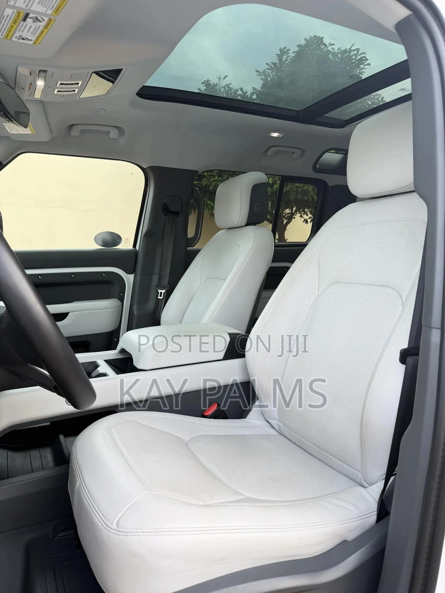 Land Rover Defender 2025 White