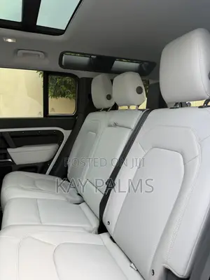 Land Rover Defender 2025 White