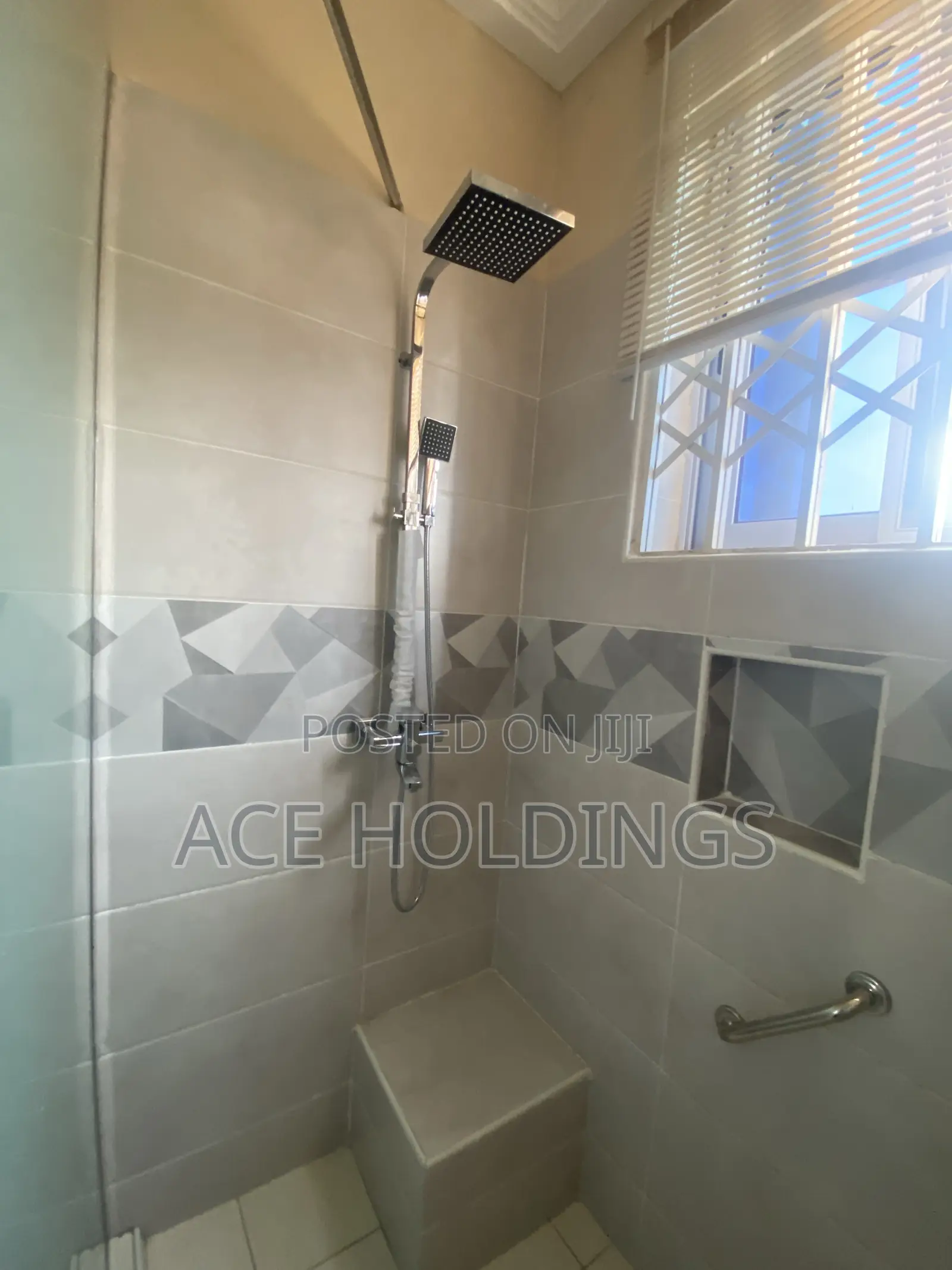 2bdrm Apartment in West Trasacco, School Junction for rent