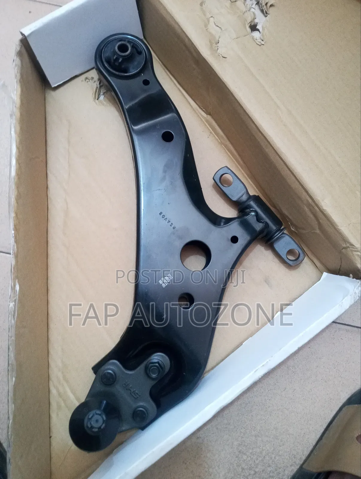 0621. Original Toyota Highlander Lower Arm Assembly Imported From USA