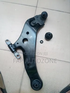 0621. Original Toyota Highlander Lower Arm Assembly Imported From USA