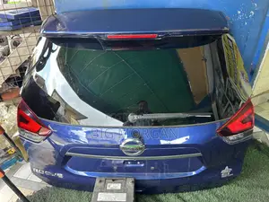 Nissan Rogue 2024-2020 Complete Booth
