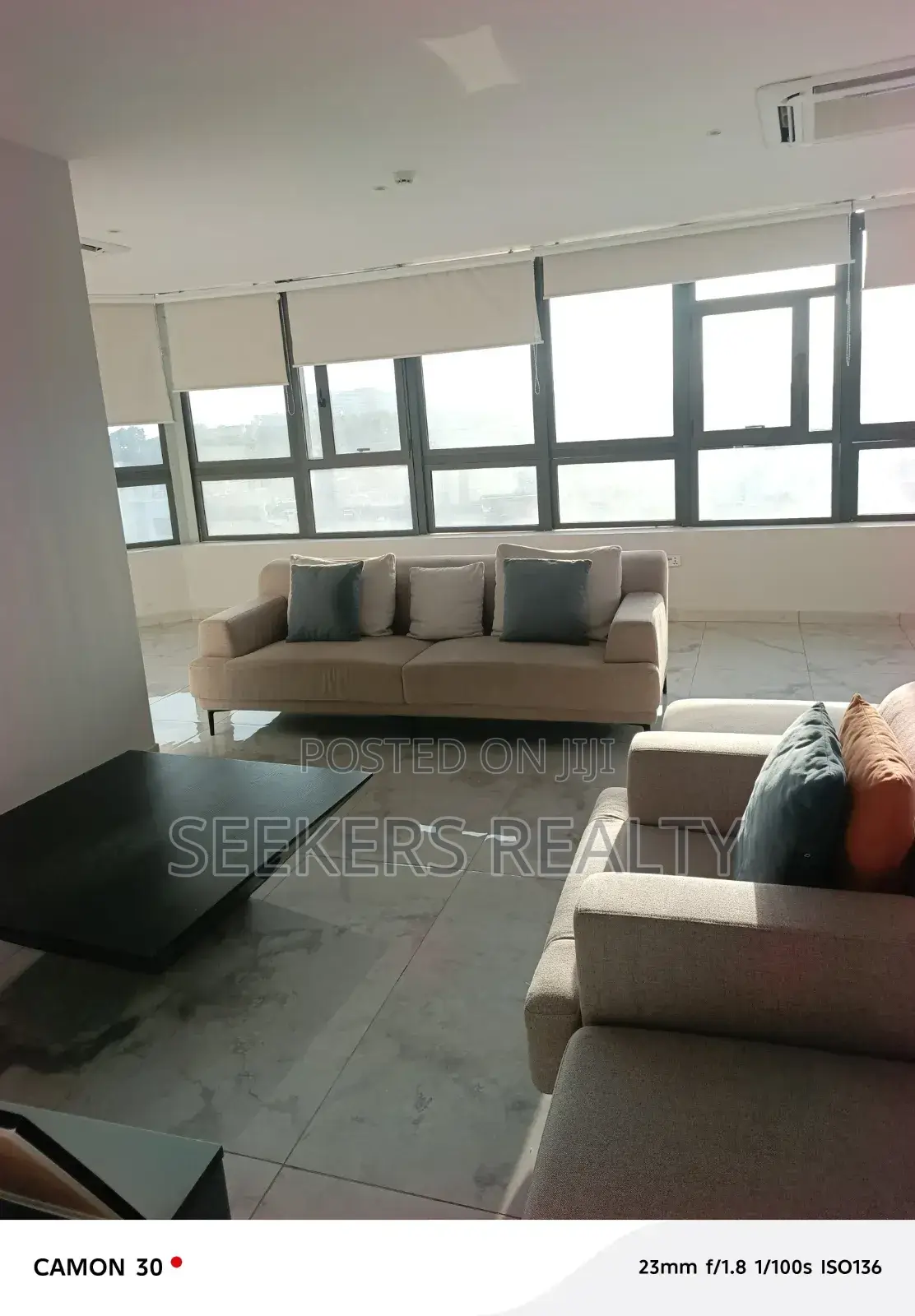 Furnished 1bdrm Apartment in Seekers Realty, Oxford Street for rent