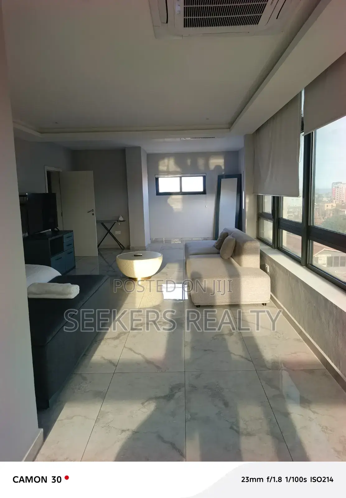 Furnished 2bdrm Apartment in Seekers Realty, Oxford Street for rent