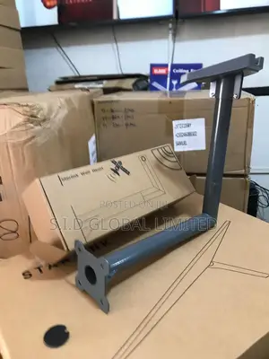 Heavy-Duty Wall Mount for Uninterrupted Starlink Speeds