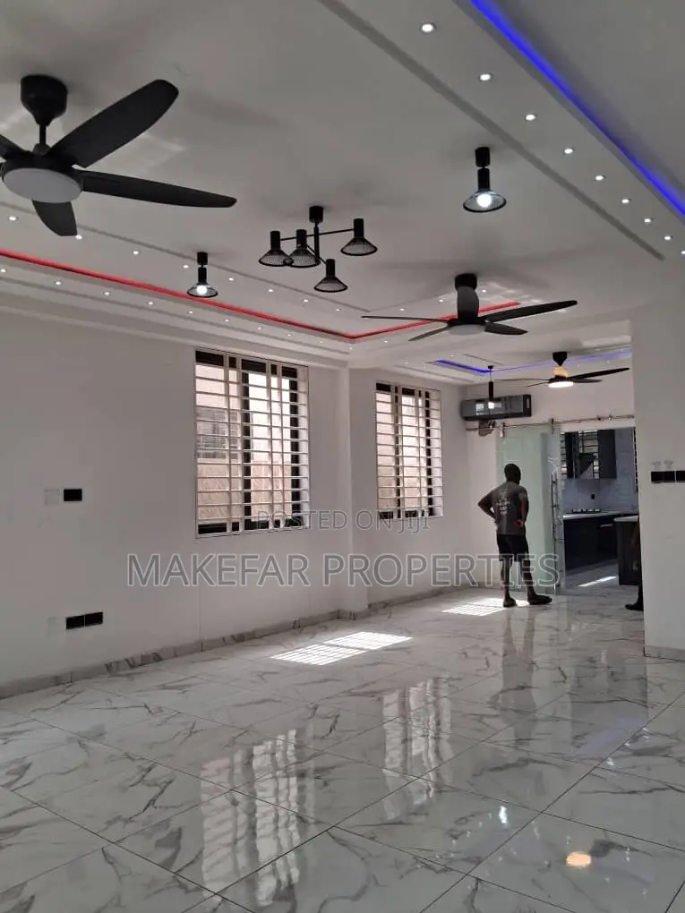 4bdrm House in Agbogba for sale