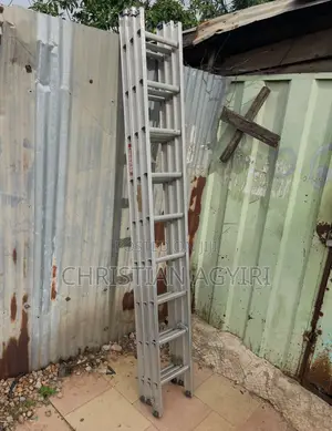 Ladder / Steps
