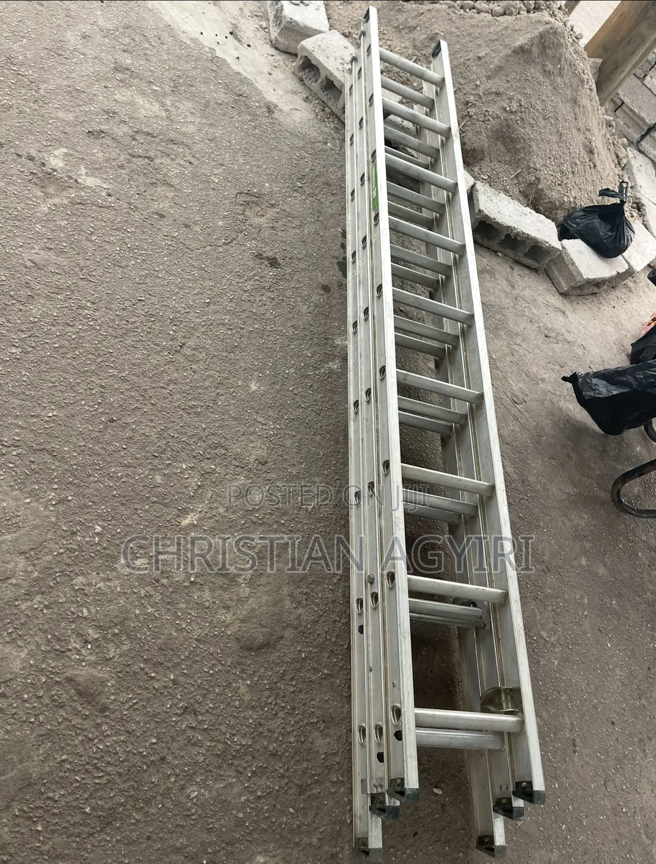 Ladder / Steps