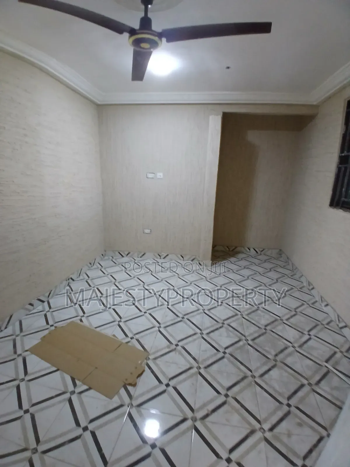 1bdrm Apartment in Batsona, Baatsona Total for rent