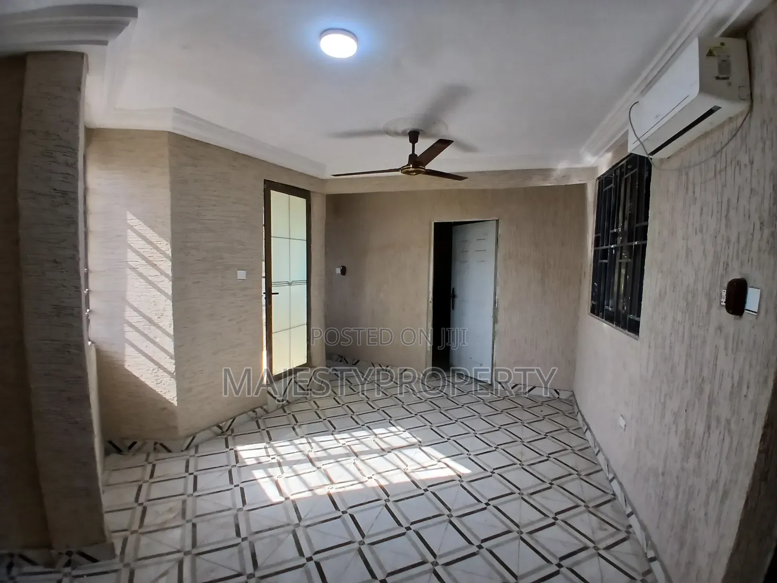 1bdrm Apartment in Batsona, Baatsona Total for rent