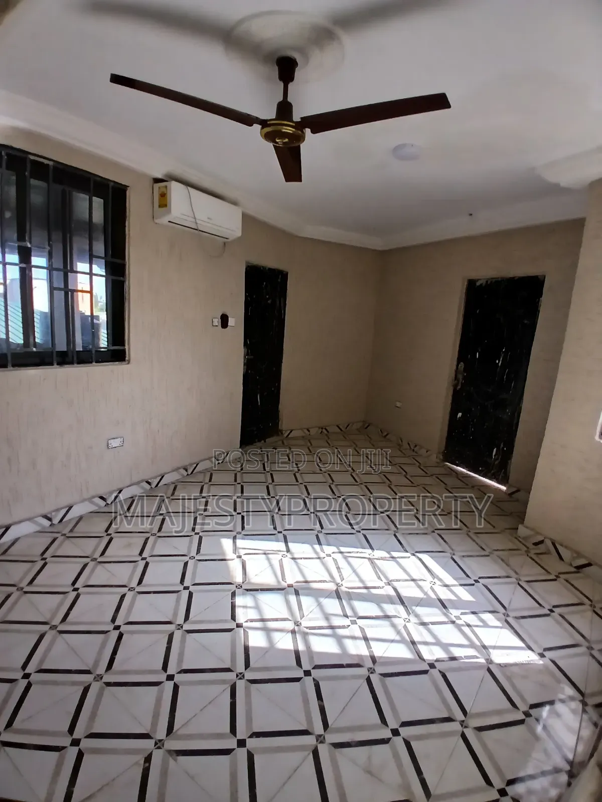1bdrm Apartment in Batsona, Baatsona Total for rent
