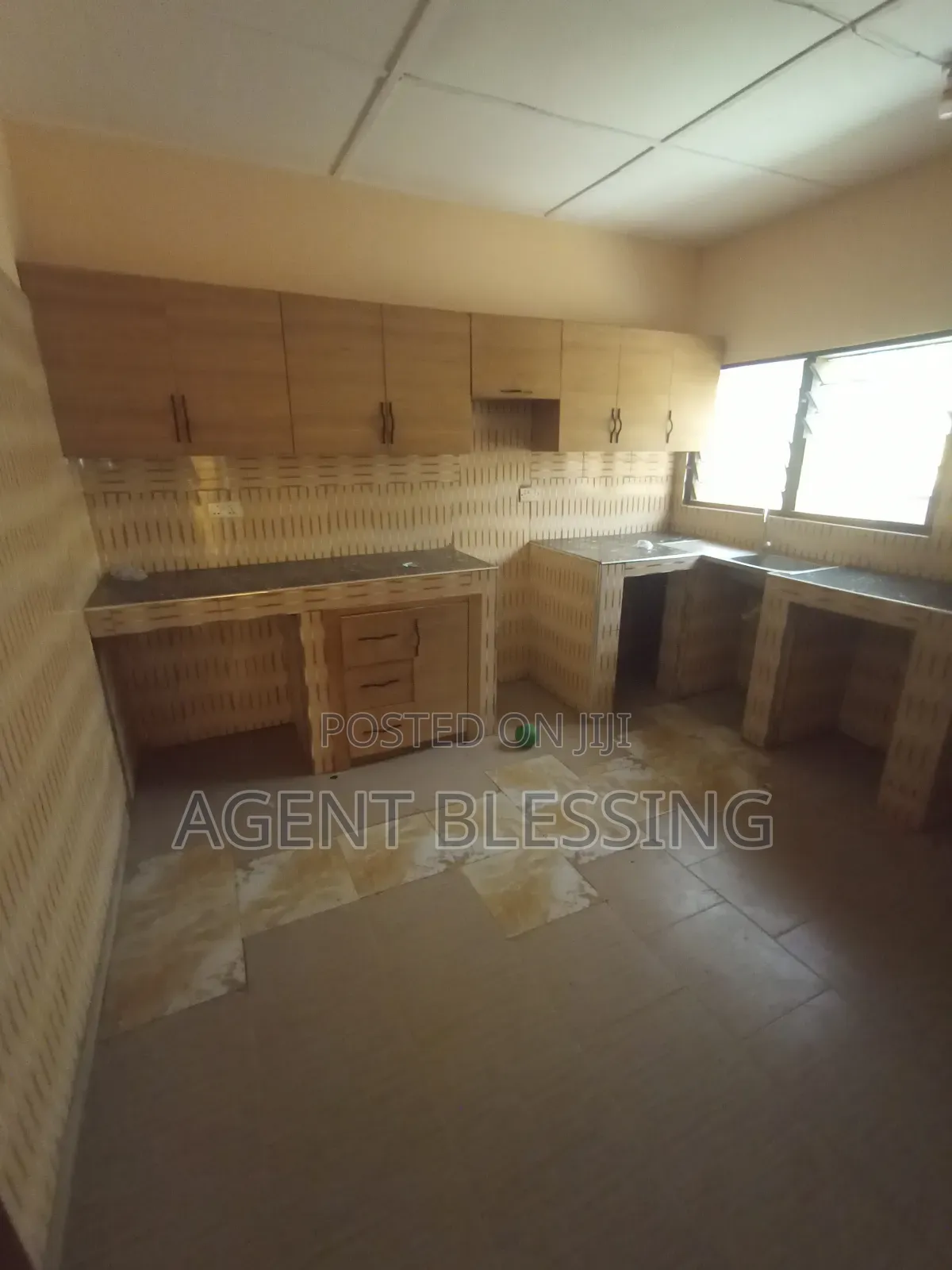 2bdrm Apartment in Gbetsile Samco, Tema Metropolitan for rent