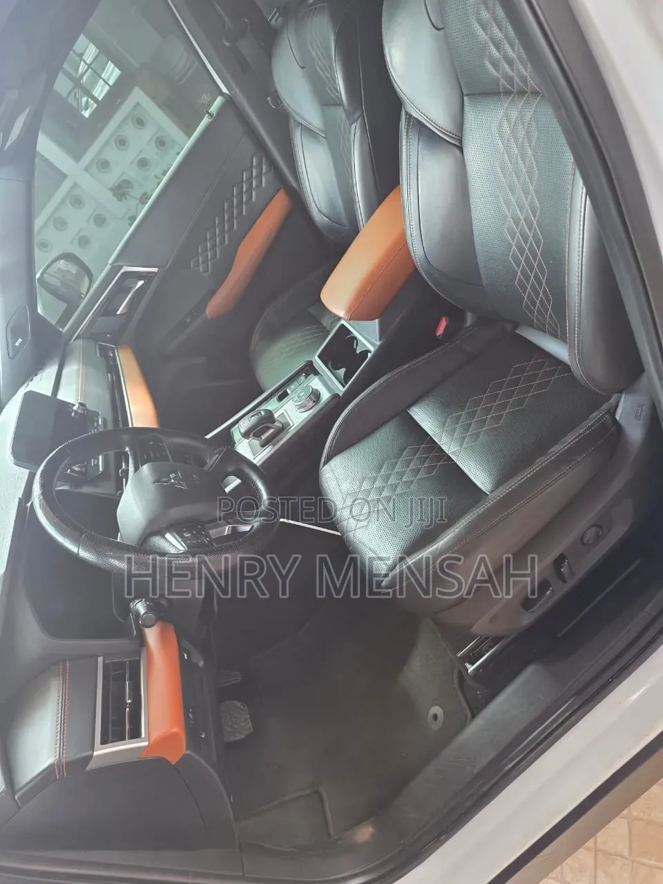 Mitsubishi Outlander SEL Launch Edition 2022 White