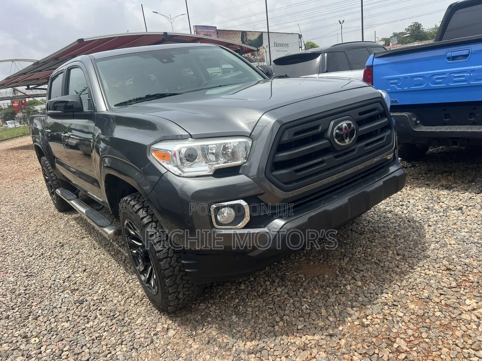 Toyota Tacoma SR 2019 Gray