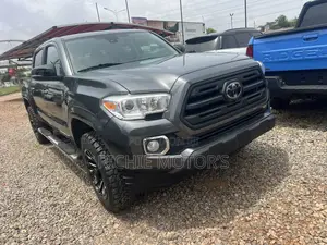 Toyota Tacoma SR 2019 Gray