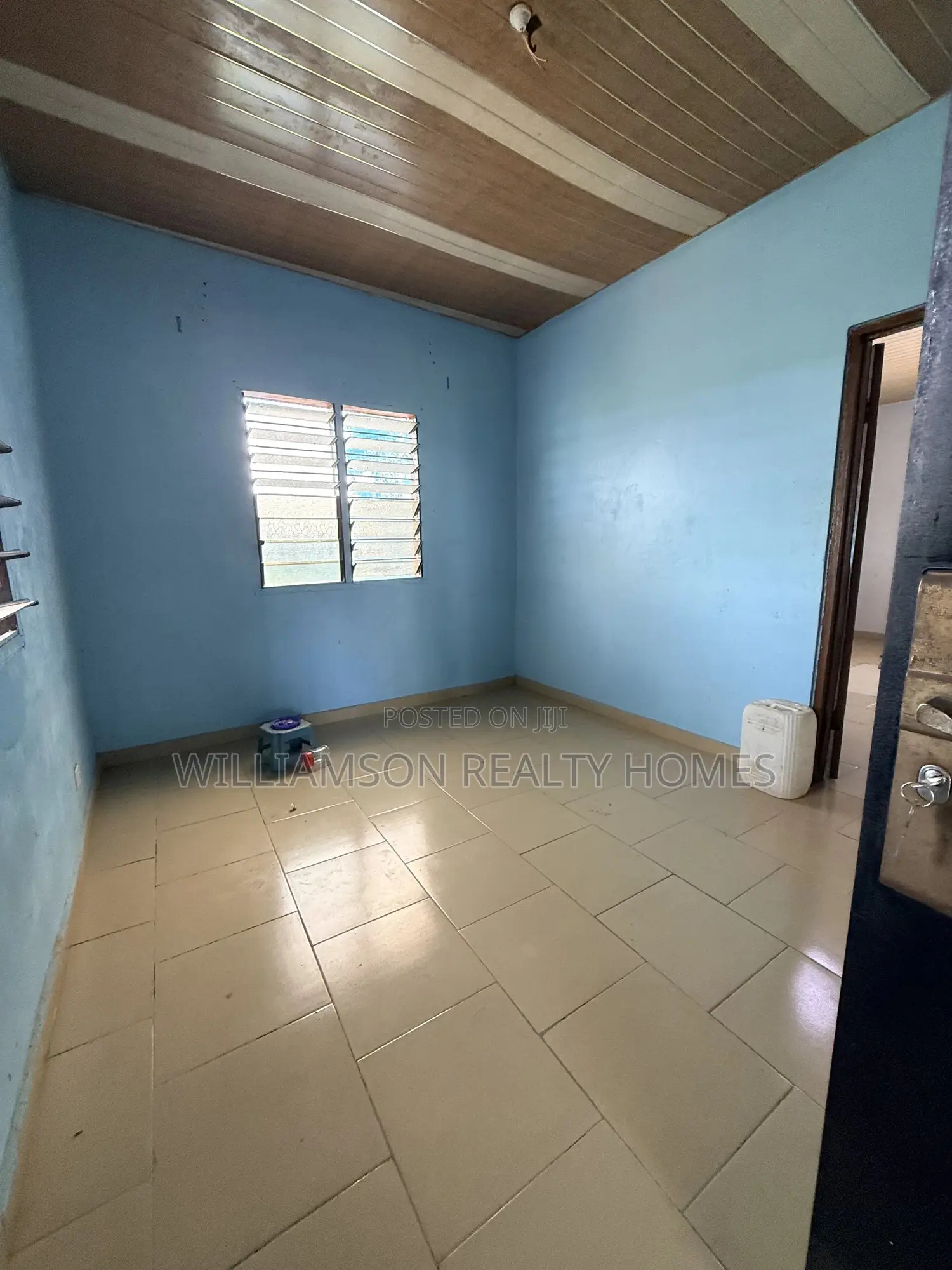 1bdrm Apartment in Community 18 Area, Spintex for rent